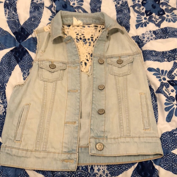 Denim vest - Picture 1 of 2